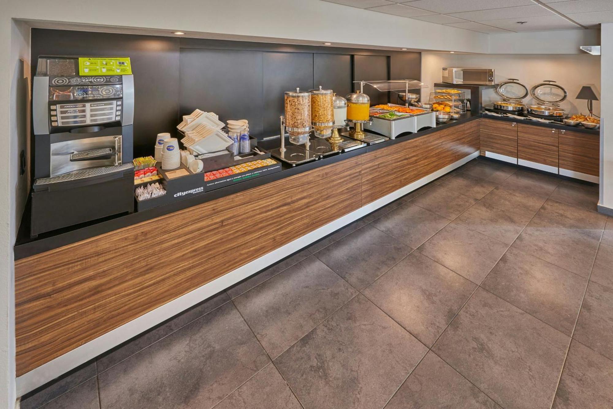 City Express By Marriott Monterrey Norte Rancho Los Encinitos Exterior photo