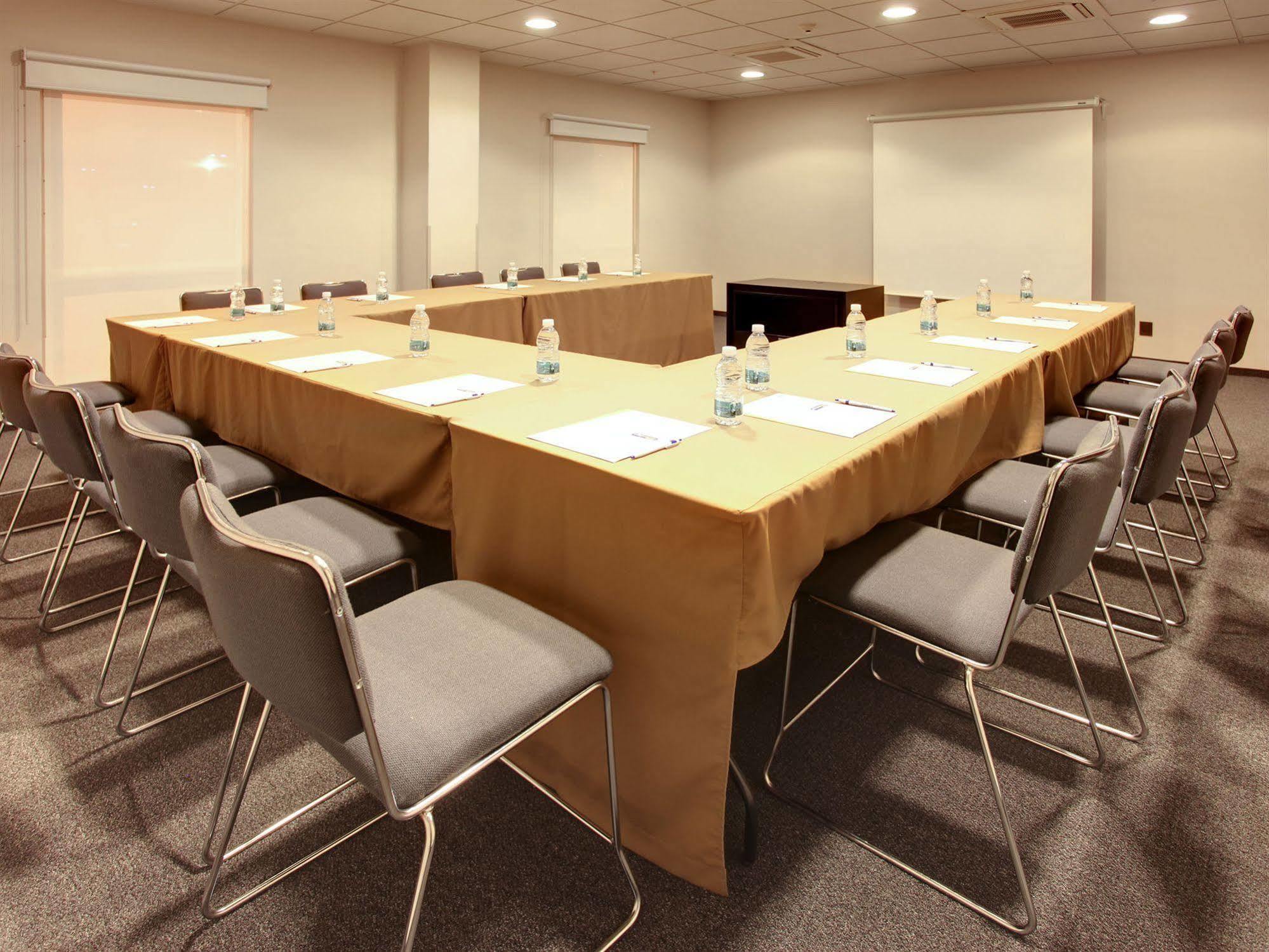 City Express By Marriott Monterrey Norte Rancho Los Encinitos Exterior photo